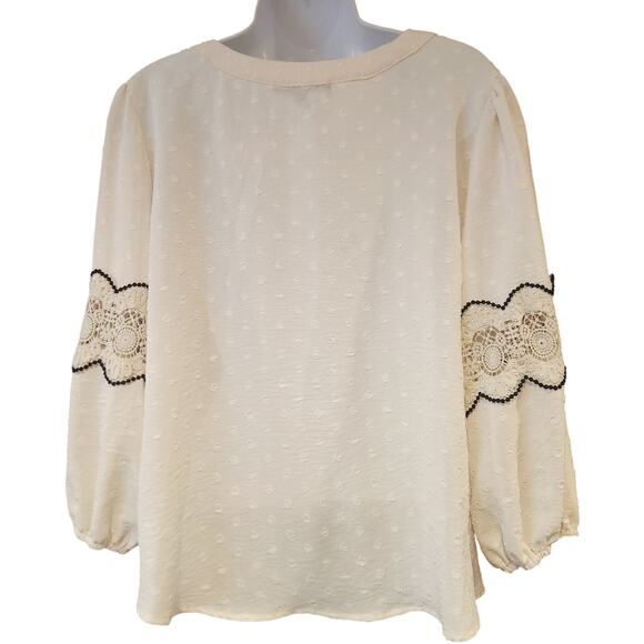 Adrienne Vittadini Ivory Blouse With Bell Sleeves Crochet Elbows Button Up Sz M - Picture 4 of 5